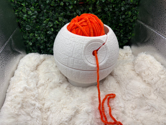 White yarn bowl